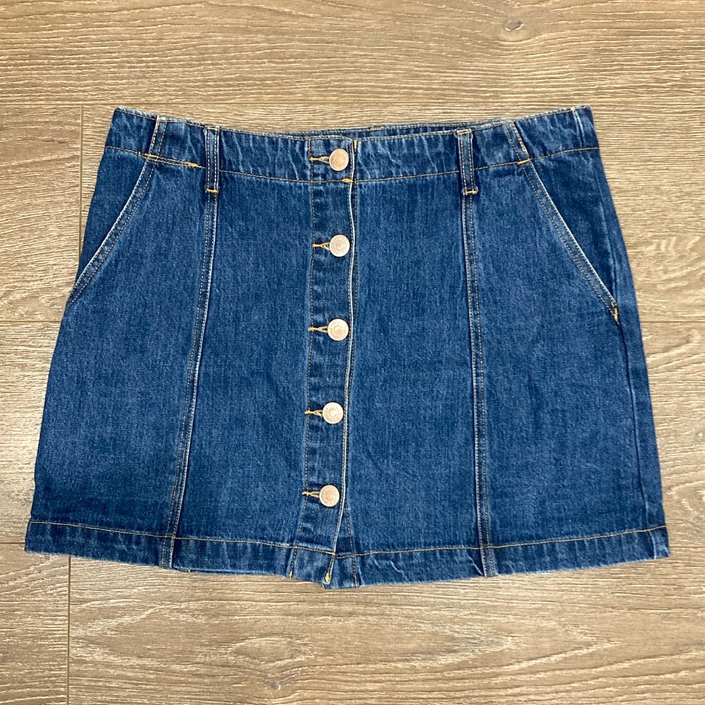 LIKE NEW Denim Button-Front Skirt